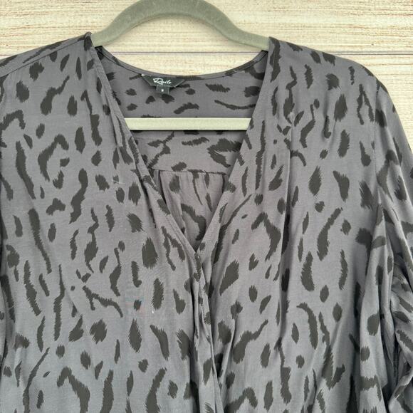 Rails Hilary Cheetah Print Faux Wrap Blouse Womens Small Gray Black - Picture 3 of 13